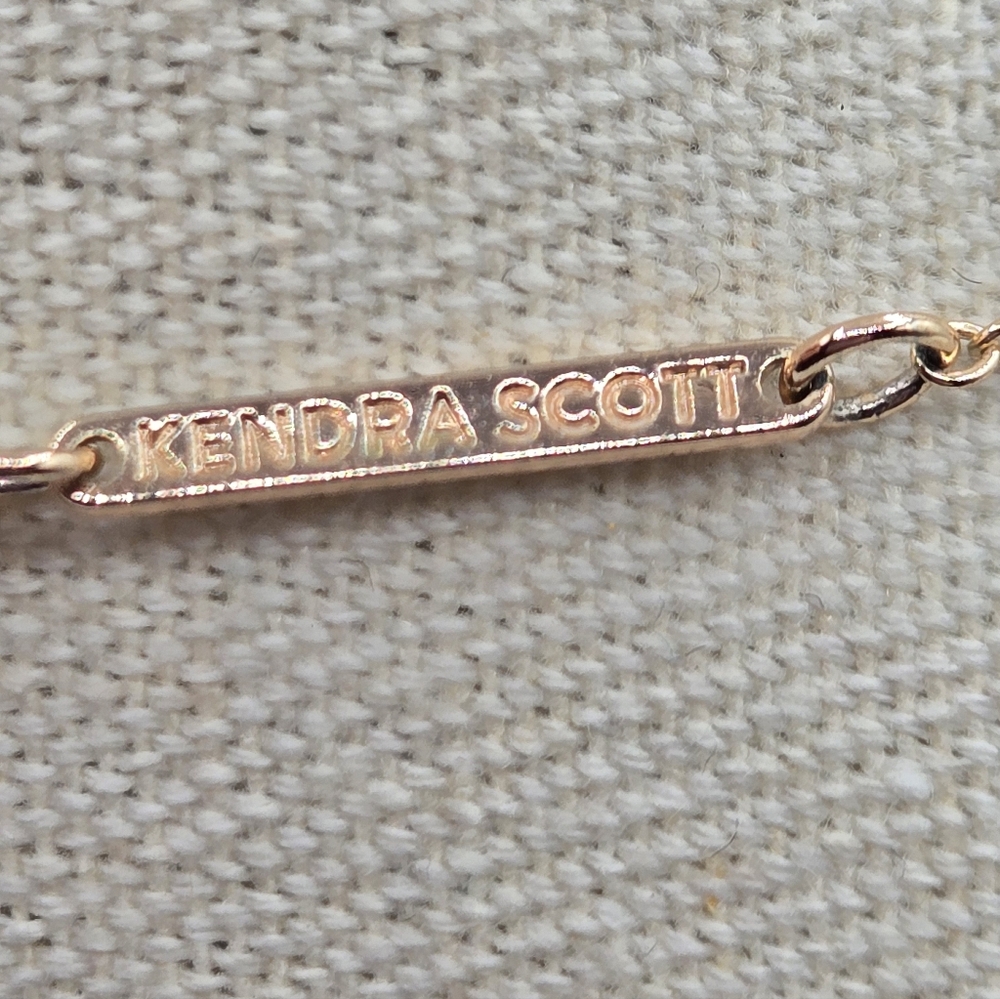 KENDRA SCOTT Dusy Necklace Rose Gold Over Brass - Picture 4 of 7